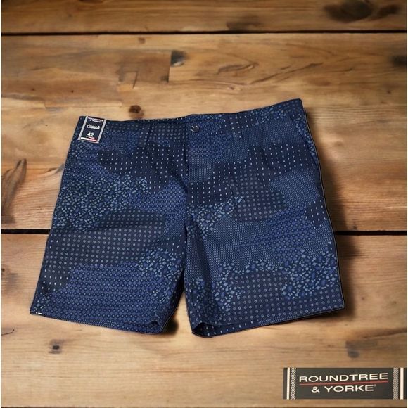 ⚫️⚫️⚫️ Roundtree & Yourke Casuals Flat Front Shorts 7” Inseam - Picture 1 of 7